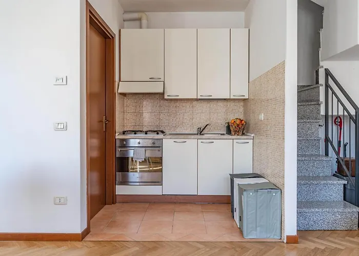 شقة Guesthost - Parco Ducale Duplex With Parking *