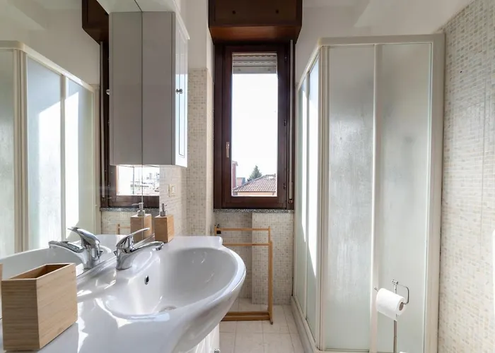 Guesthost - Parco Ducale Duplex With Parking شقة بارما