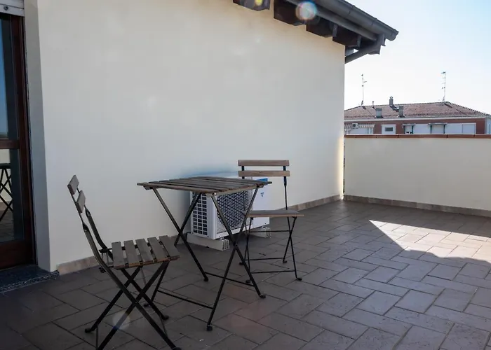 Guesthost - Parco Ducale Duplex With Parking شقة بارما